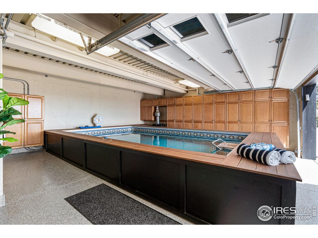 Interior, Pool