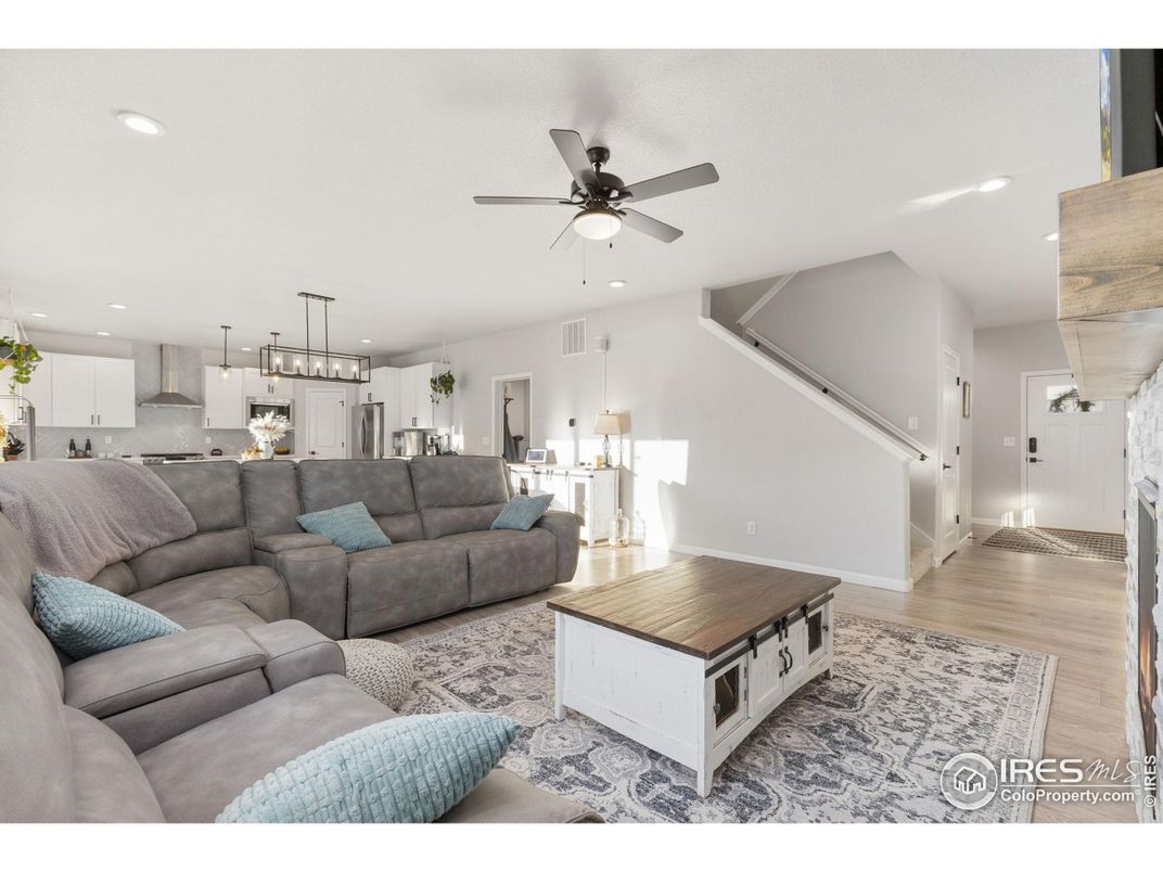 Interior, Kitchen, Living room, Pendant Lights, Recessed Lighting, Stainless Steel Appliances, Wood Texture Flooring