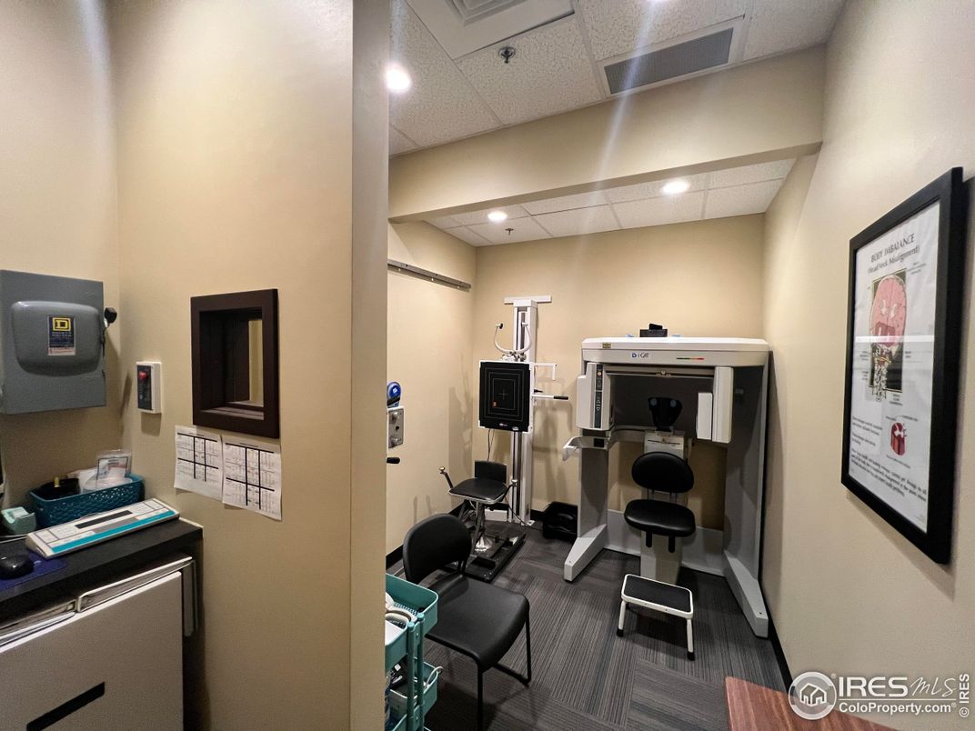 Fitness Equipment, Interior, Recessed Lighting