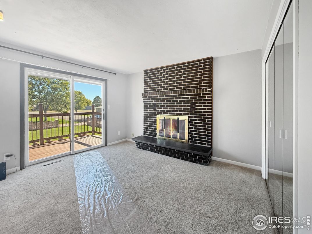 Empty room, Fireplace, Interior, Stone Walls