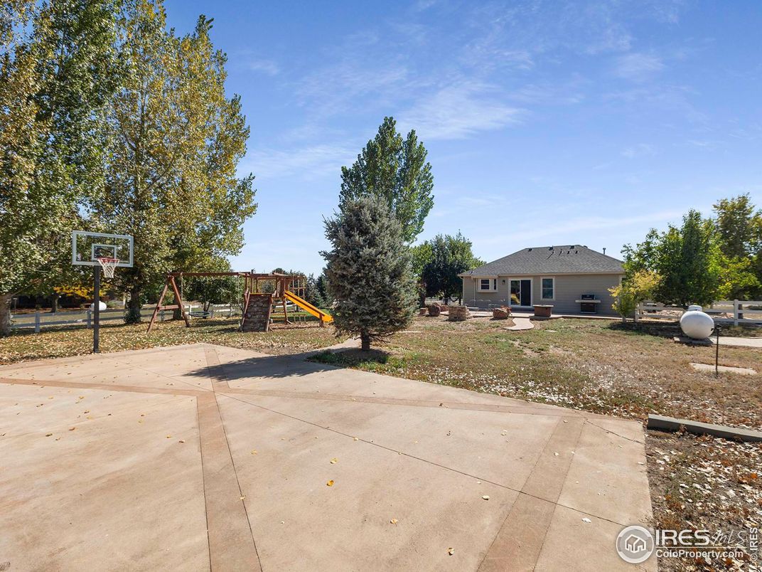 Backyard, Exterior, Playground