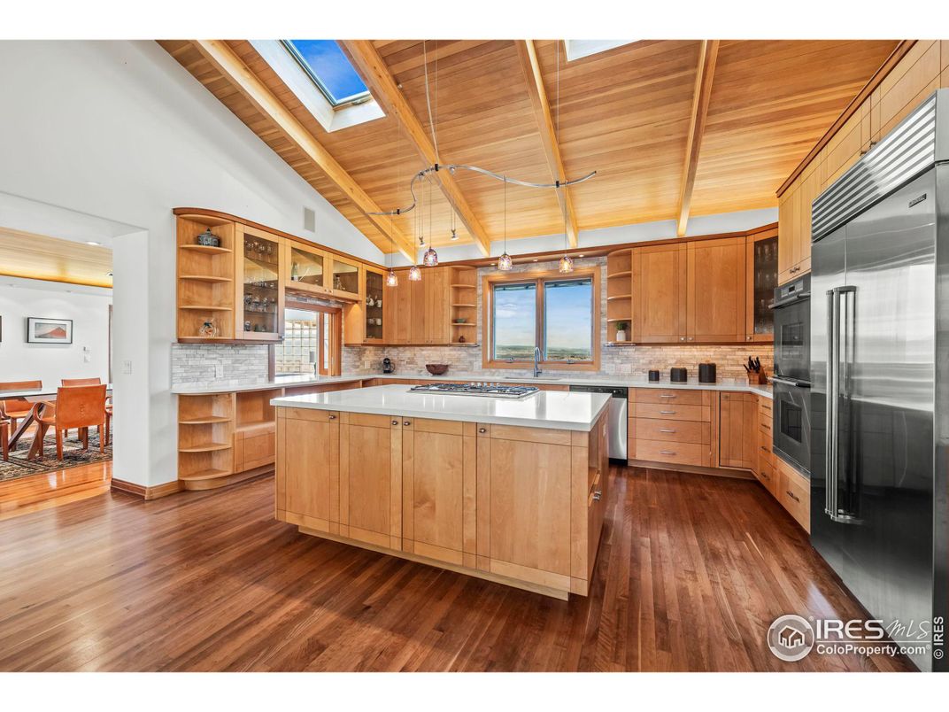 Dining room, Glass Ceilings, Interior, Kitchen, Pendant Lights, Stainless Steel Appliances, Wooden Beams, Wooden Ceilings, Wood Texture Flooring