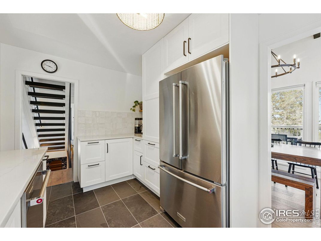 Dining room, Interior, Kitchen, Stainless Steel Appliances