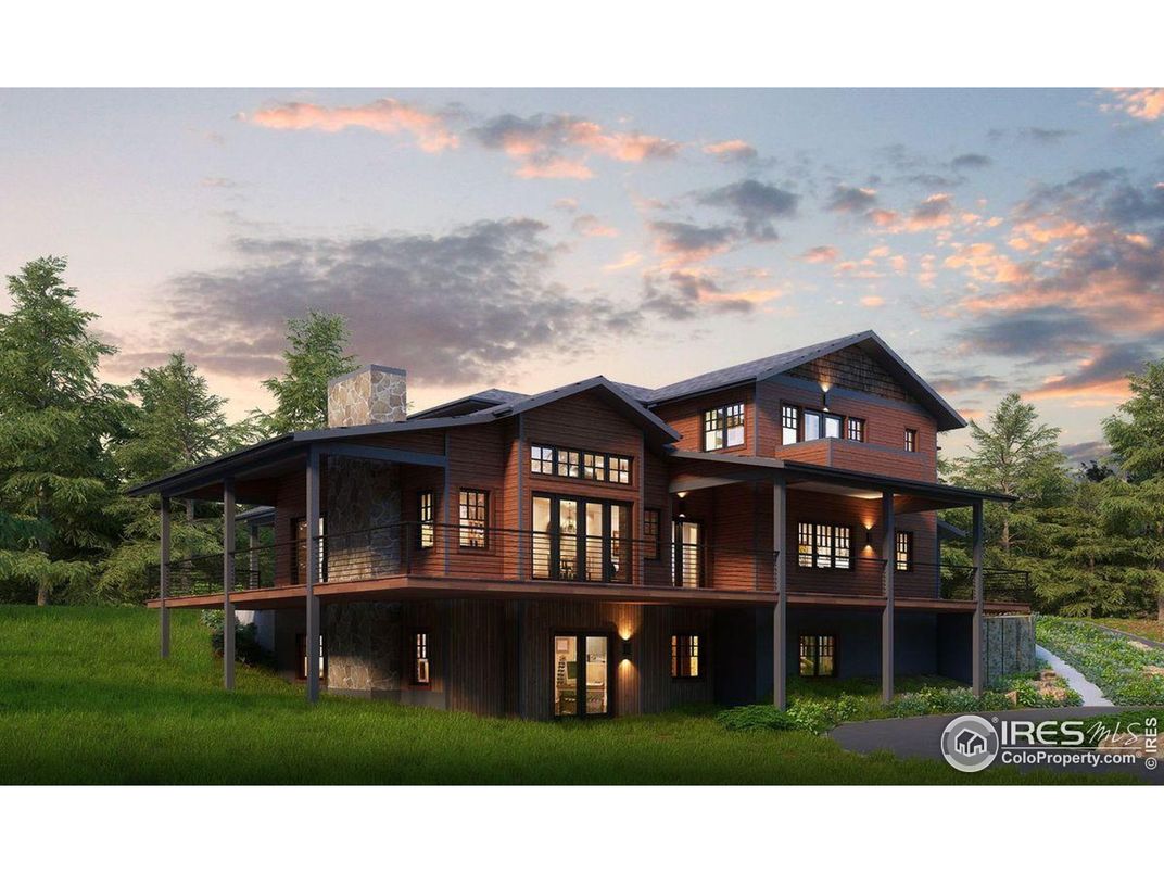 Backyard, Exterior, Facade, Log Home