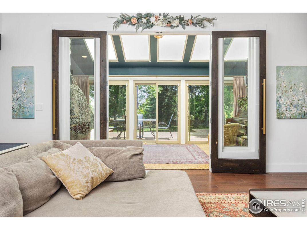 Interior, Sun Room, Wood Texture Flooring
