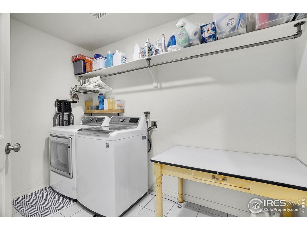 Interior, Washer