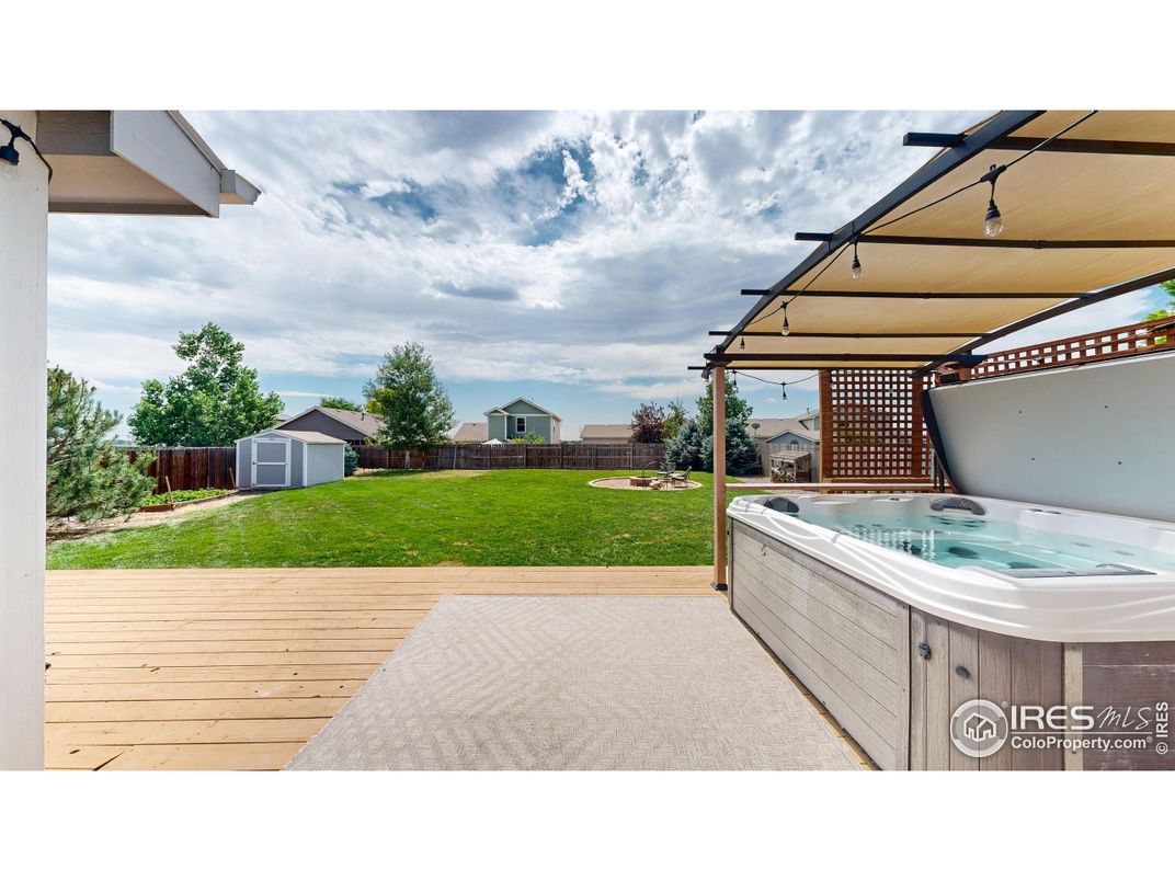 Backyard, Exterior, Hot Tub