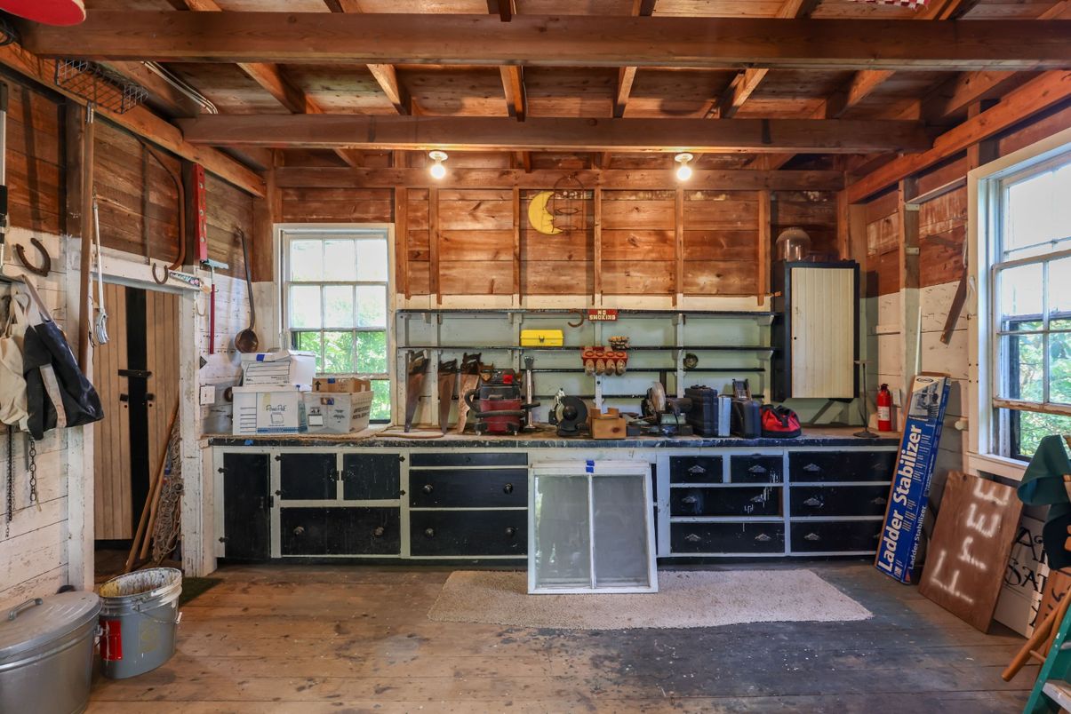 Empty room, Interior, Wooden Beams, Wood Texture Flooring, Wooden Walls