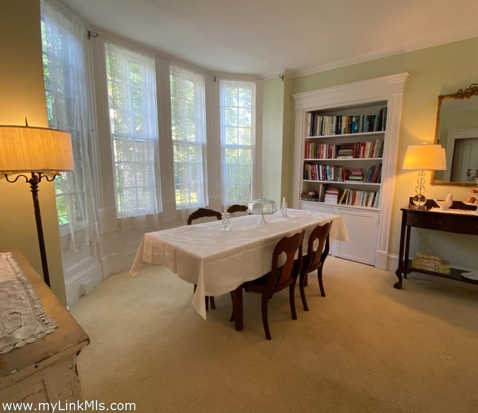Dining room, Interior