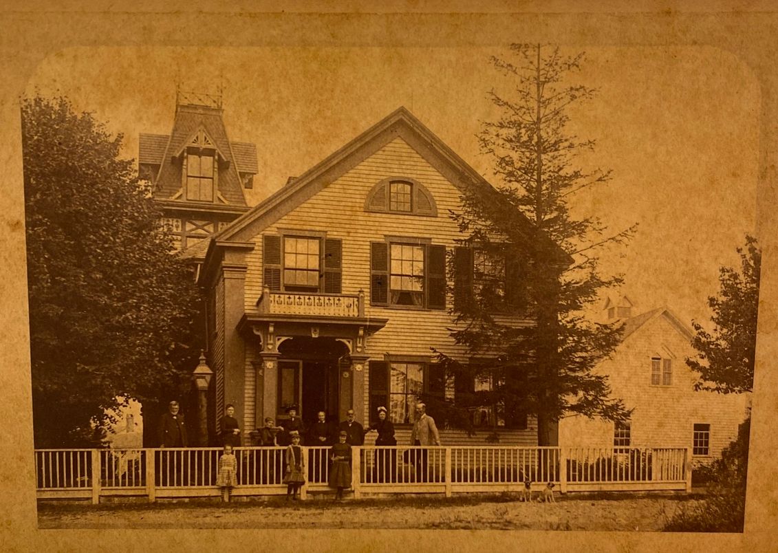 Exterior, Facade, Queen Anne Victorian