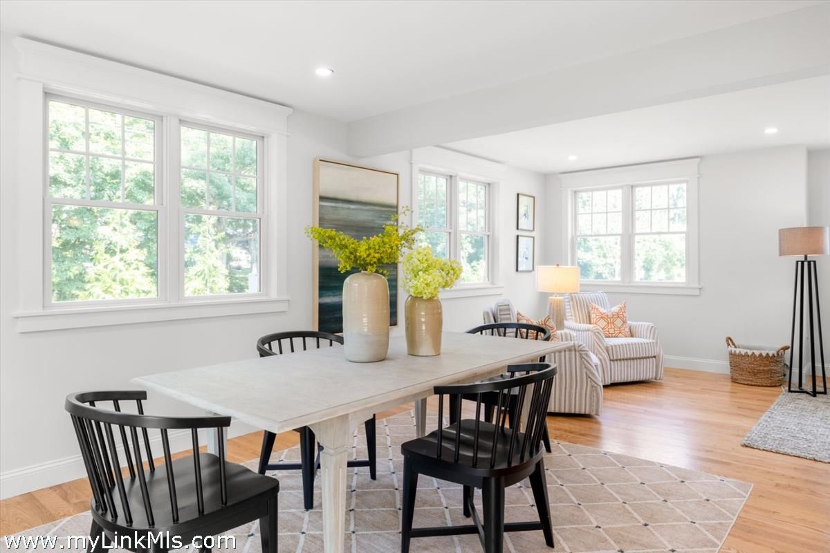 Dining room, Interior, Living room, Recessed Lighting, Wood Texture Flooring