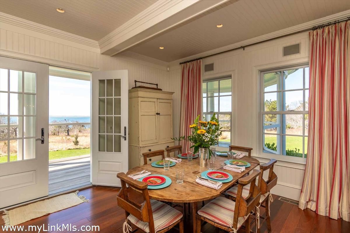 Dining room, Interior, Recessed Lighting, Water, Wood Texture Flooring