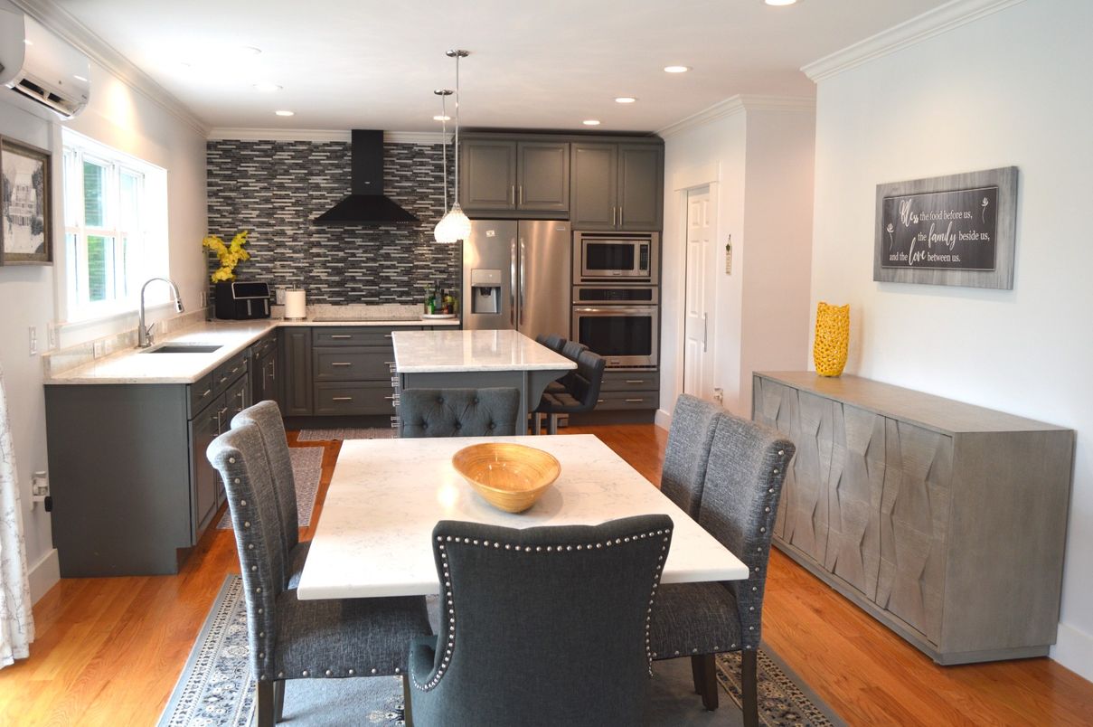 Dining room, Interior, Kitchen, Pendant Lights, Recessed Lighting, Stainless Steel Appliances, Wood Texture Flooring