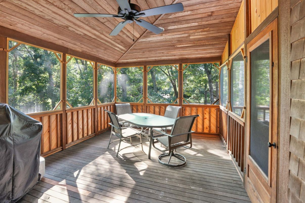 Interior, Sun Room, Wooden Ceilings, Wood Texture Flooring