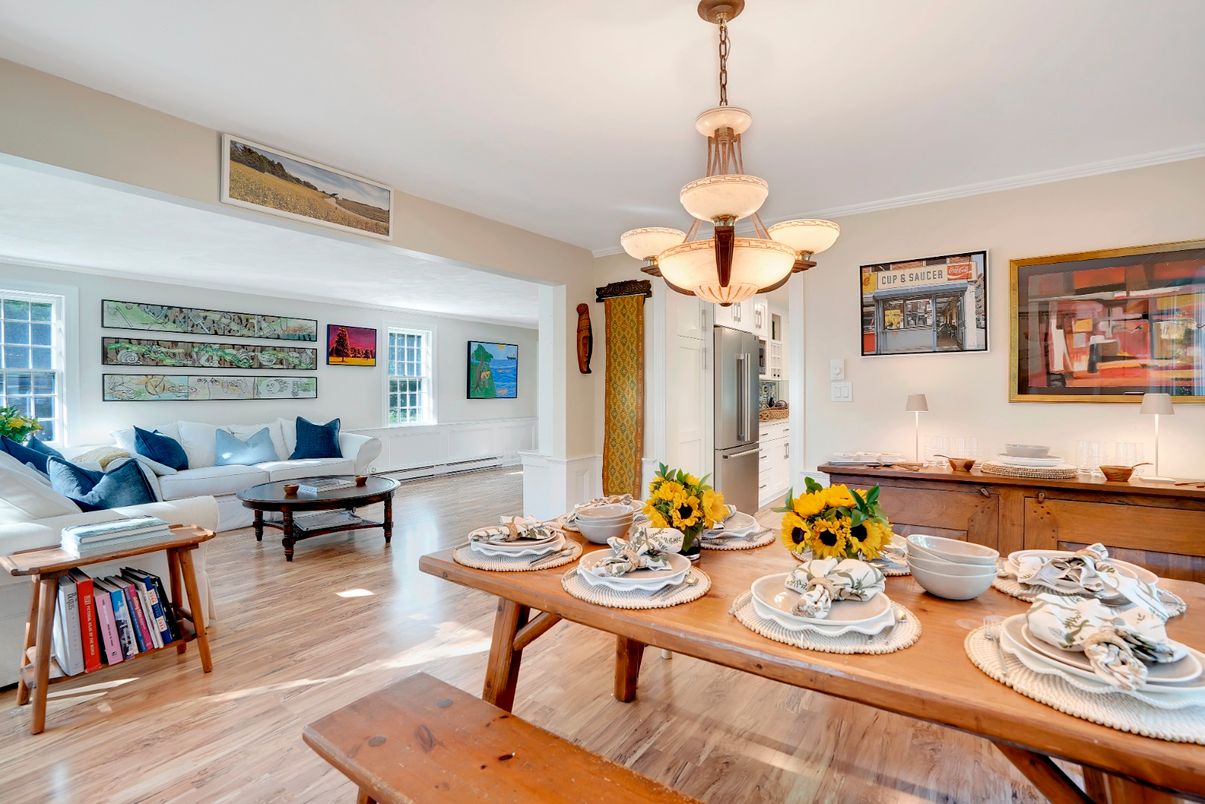 Dining room, Interior, Living room, Pendant Lights, Wood Texture Flooring