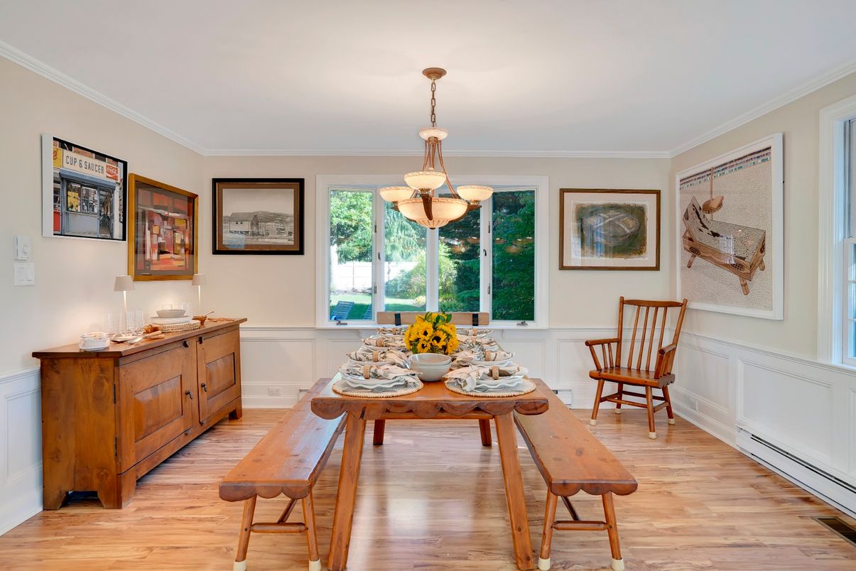 Chandelier, Dining room, Interior, Pendant Lights, Wood Texture Flooring