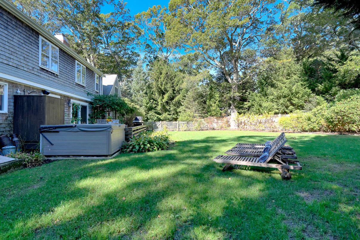 Backyard, Exterior, Hot Tub