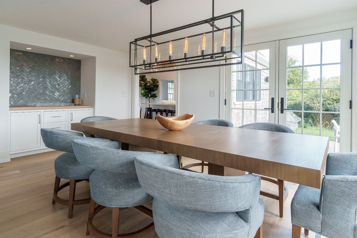Dining room, Interior, Pendant Lights, Recessed Lighting, Wood Texture Flooring