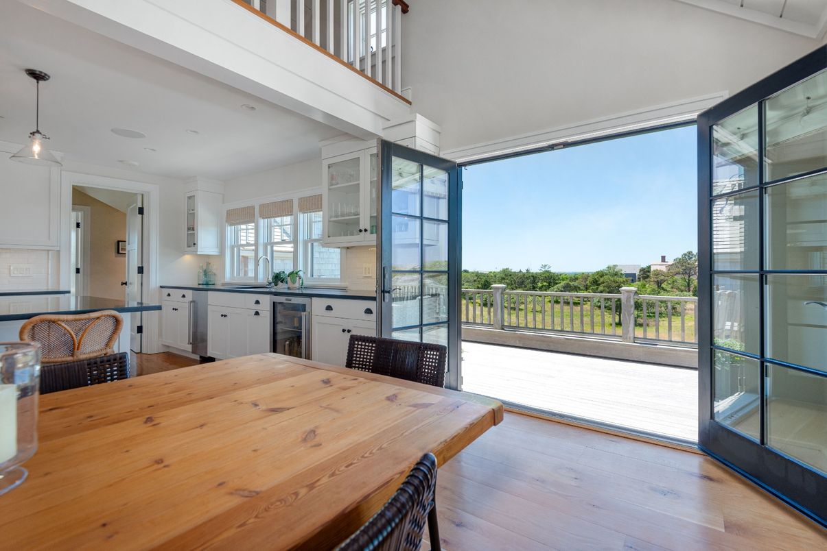 Dining room, Interior, Kitchen, Pendant Lights, Wood Texture Flooring
