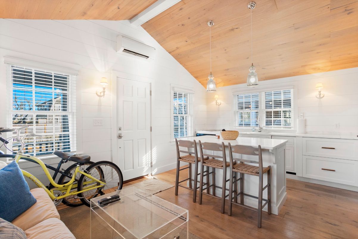 Interior, Pendant Lights, Wooden Ceilings, Wood Texture Flooring