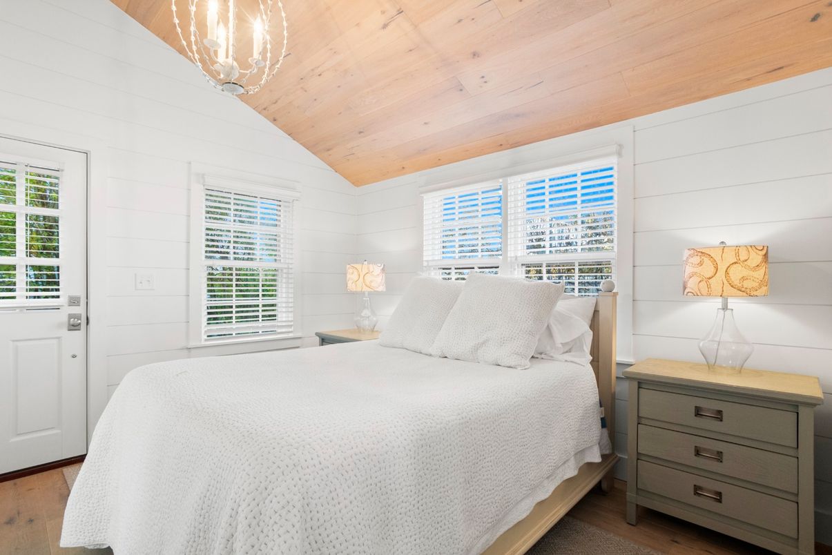 Bedroom, Interior, Wooden Ceilings, Wood Texture Flooring