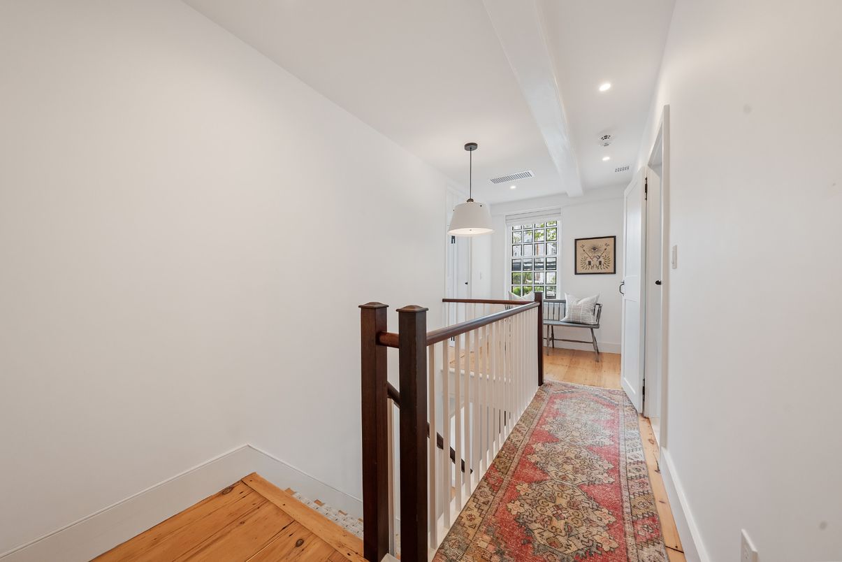 Interior, Pendant Lights, Recessed Lighting, Wood Texture Flooring