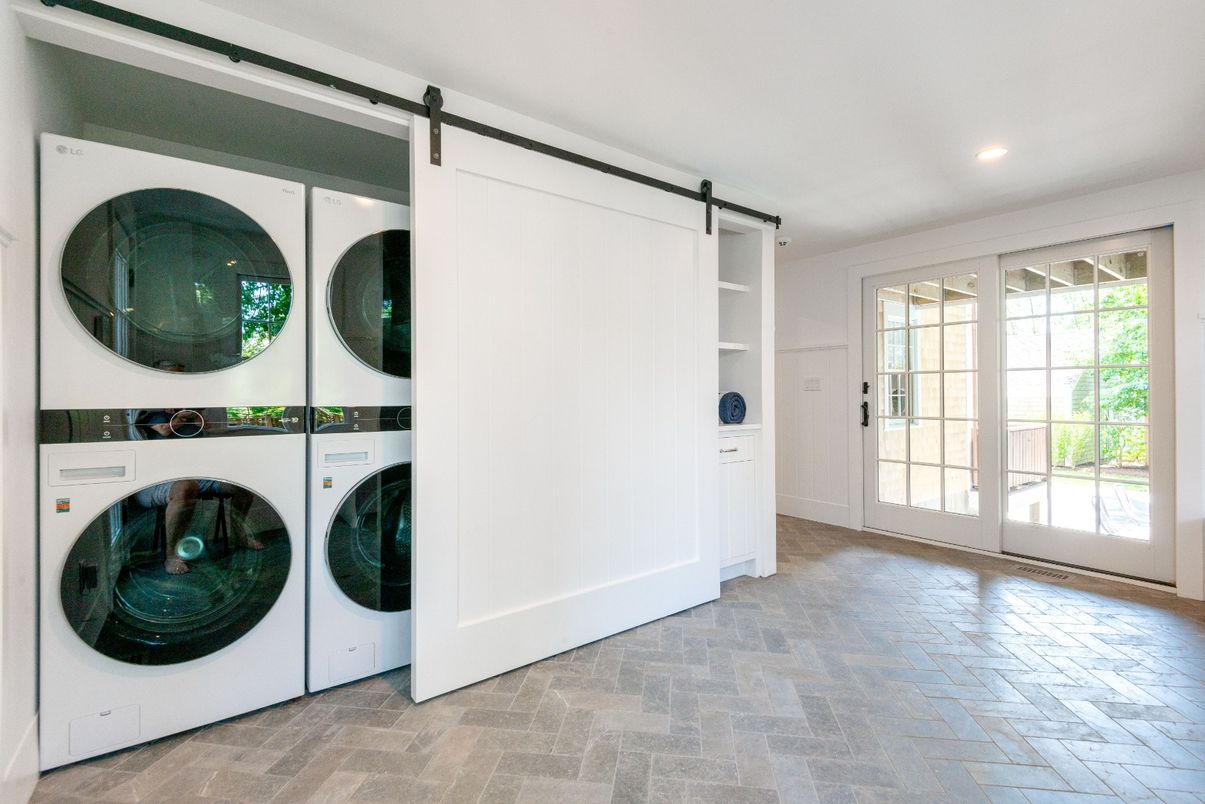 Interior, Recessed Lighting, Utility Closets, Washer