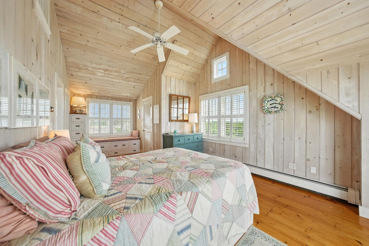 Bedroom, Interior, Wooden Ceilings, Wood Texture Flooring, Wooden Walls