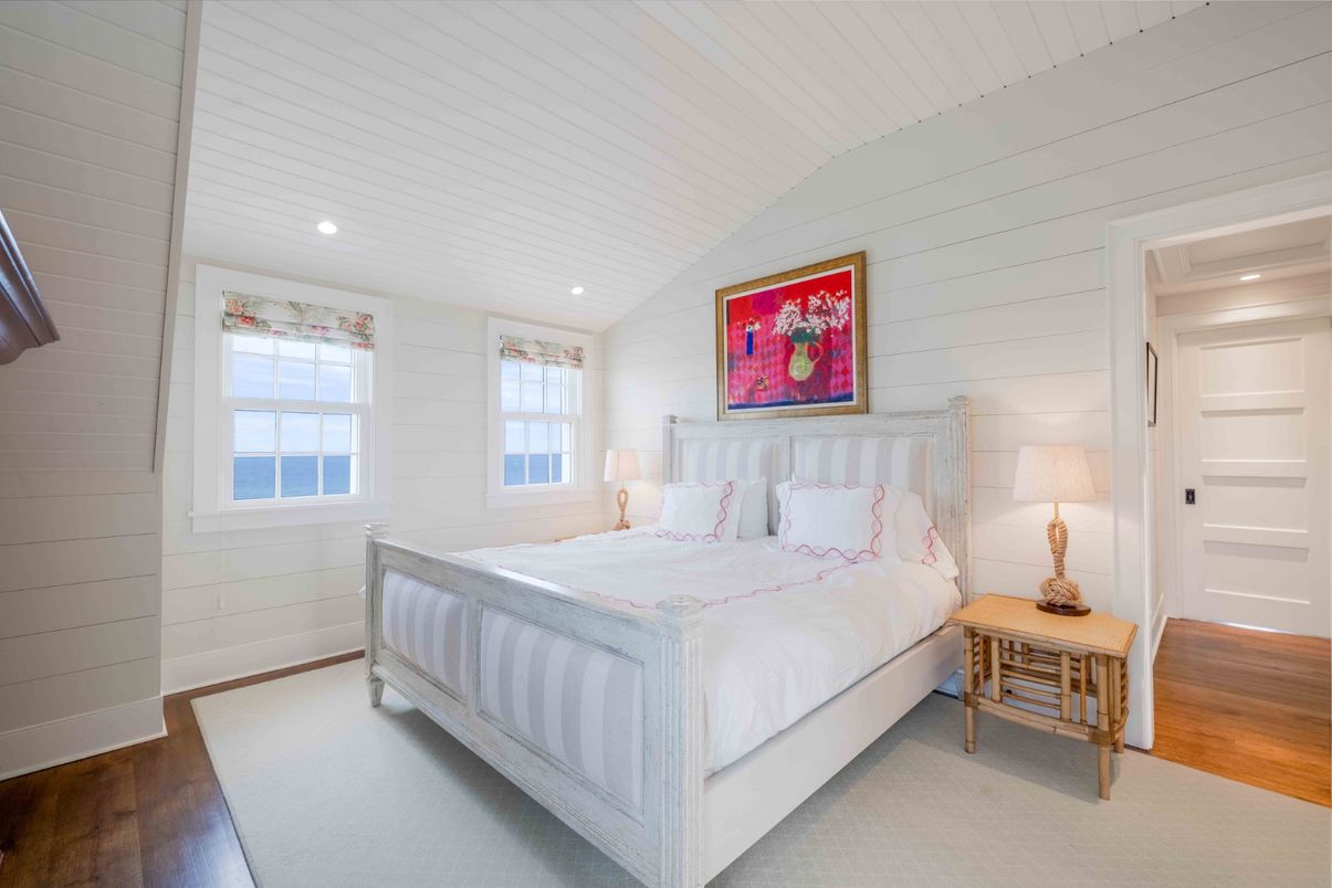 Bedroom, Interior, Recessed Lighting, Water, Wood Texture Flooring