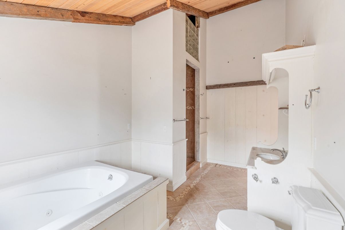 Bathroom, Interior, Wooden Ceilings