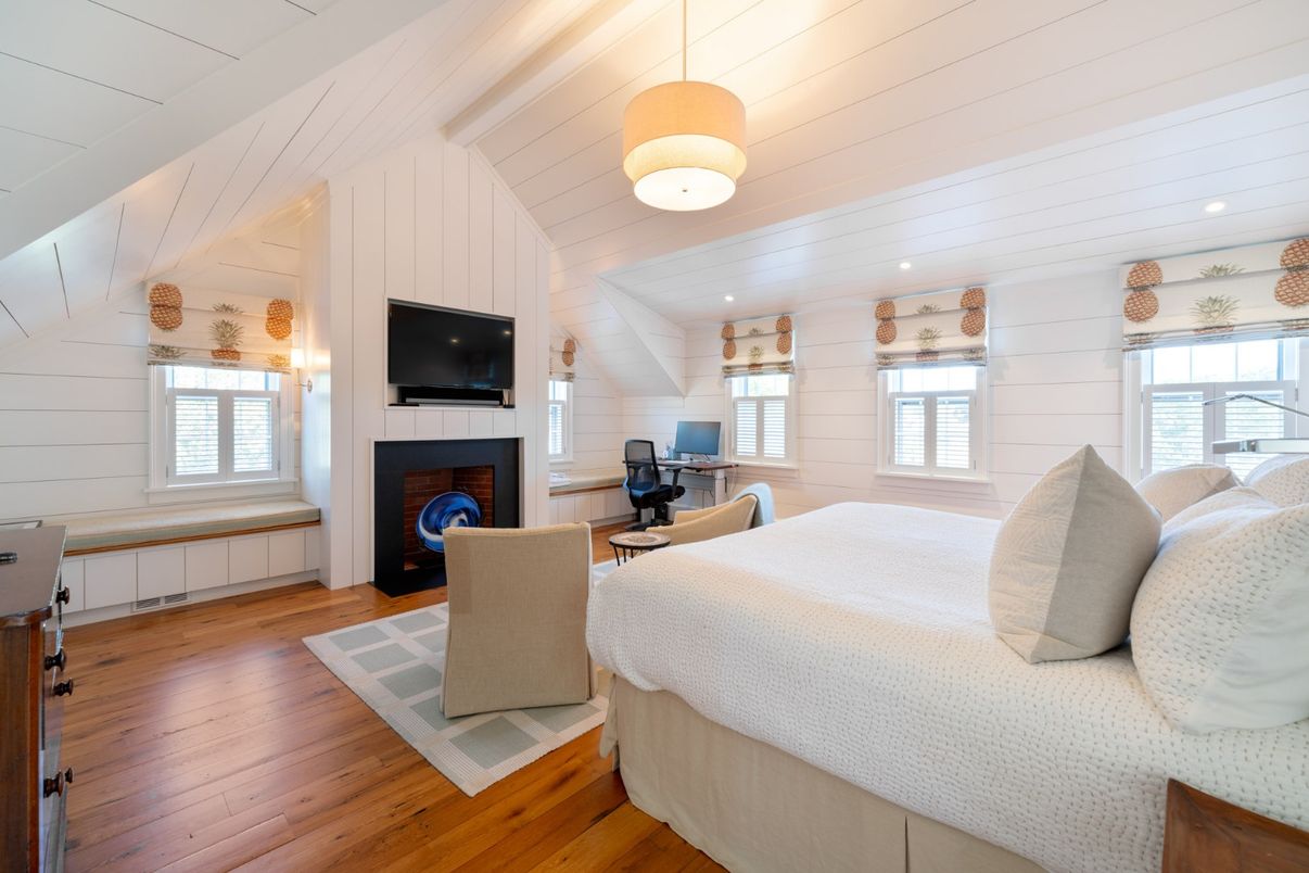 Bedroom, Fireplace, Home Office, Interior, Pendant Lights, Recessed Lighting, Wood Texture Flooring