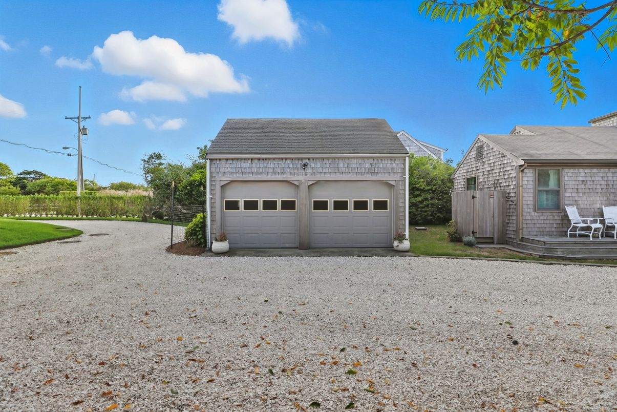 Backyard, Detached Garage, Exterior