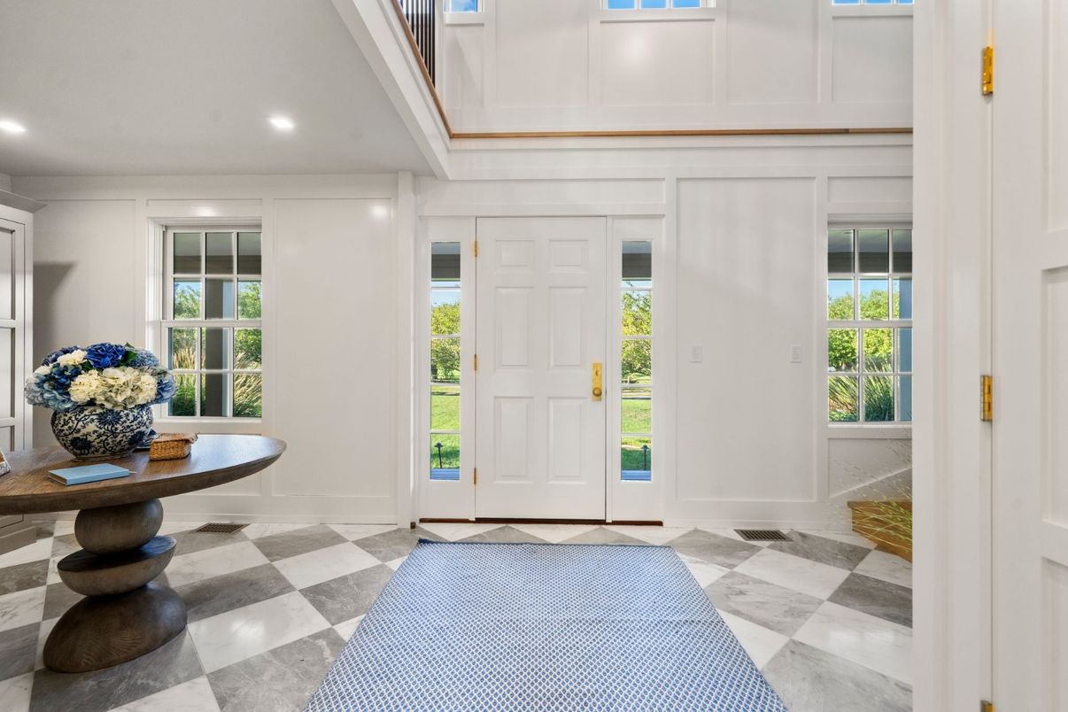 Interior, Marble, Recessed Lighting