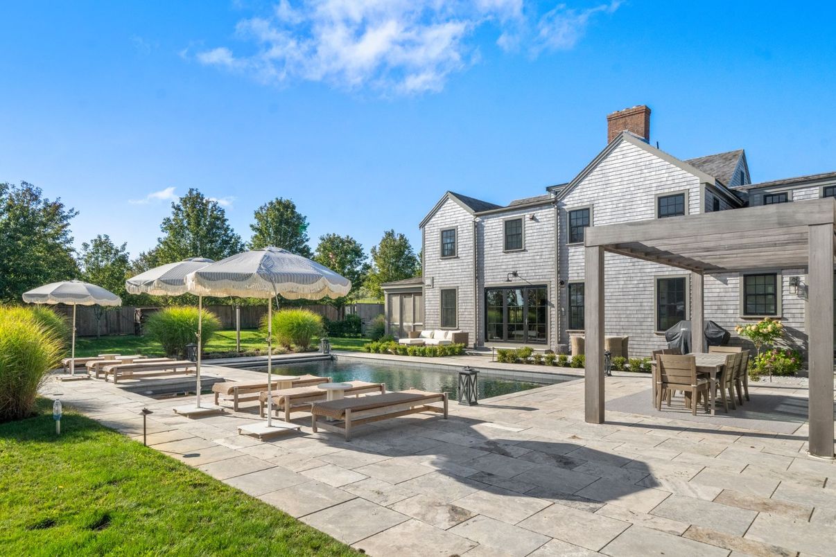 Backyard, Exterior, Pool