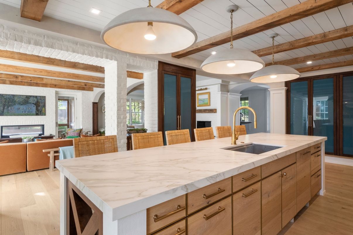 Dining room, Interior, Kitchen, Pendant Lights, Recessed Lighting, Wooden Beams, Wood Texture Flooring