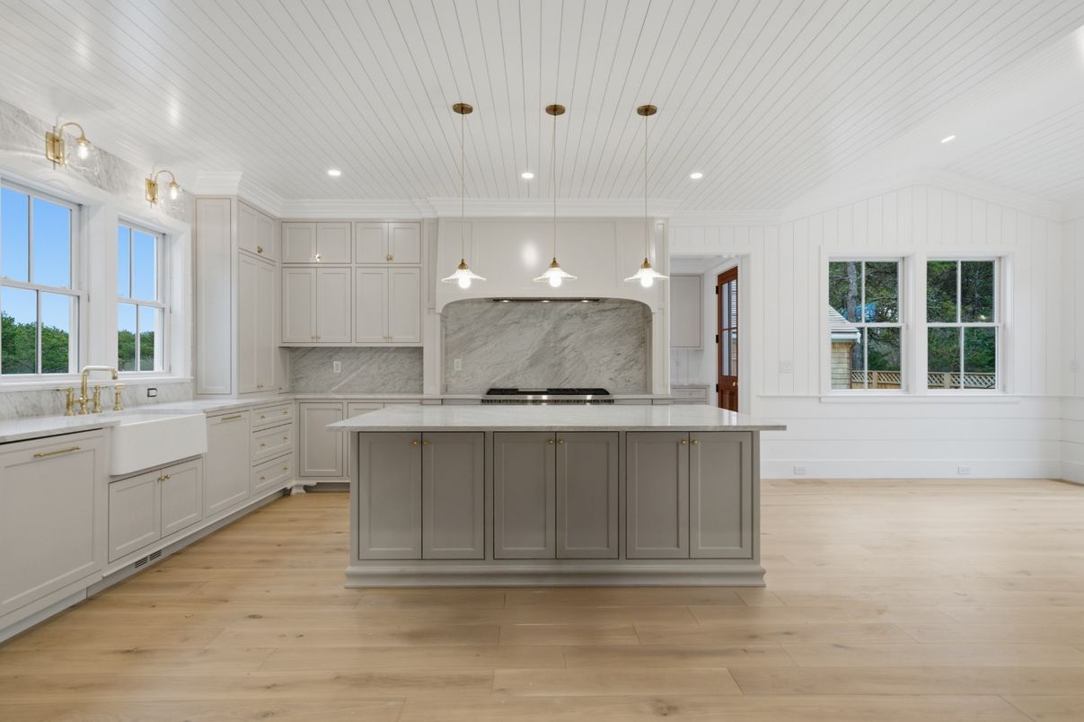 Interior, Kitchen, Marble Walls, Pendant Lights, Recessed Lighting, Wood Texture Flooring