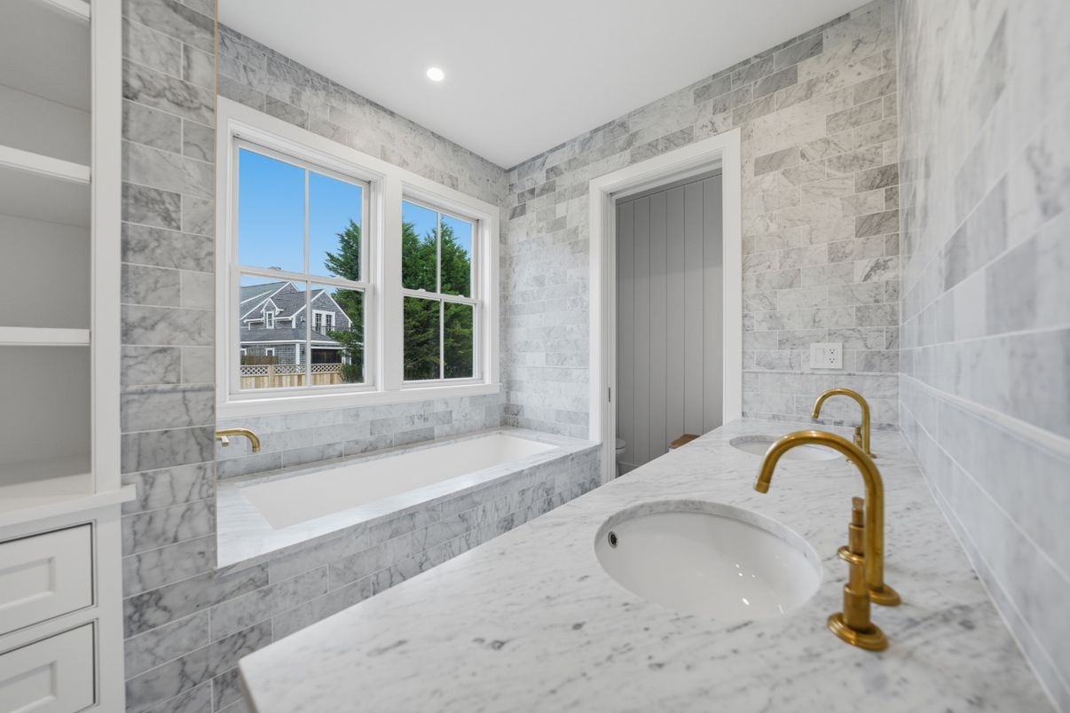 Bathroom, Interior, Recessed Lighting, Stone Walls