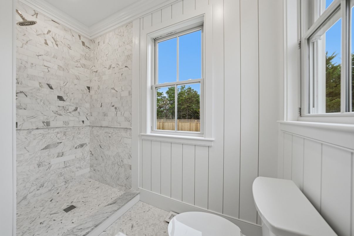 Bathroom, Interior, Marble, Marble Walls, Recessed Lighting