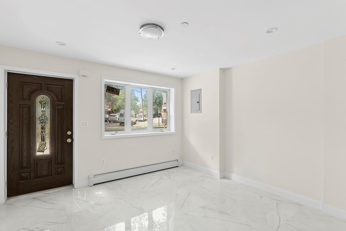 Interior, Marble, Recessed Lighting