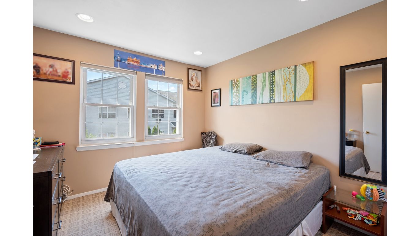 DE Listing image placeholder