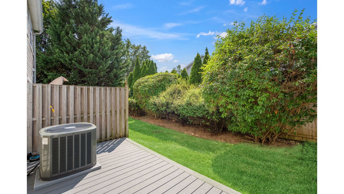 DE Listing image placeholder