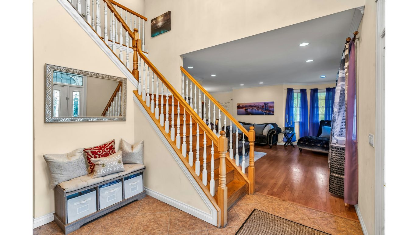 DE Listing image placeholder