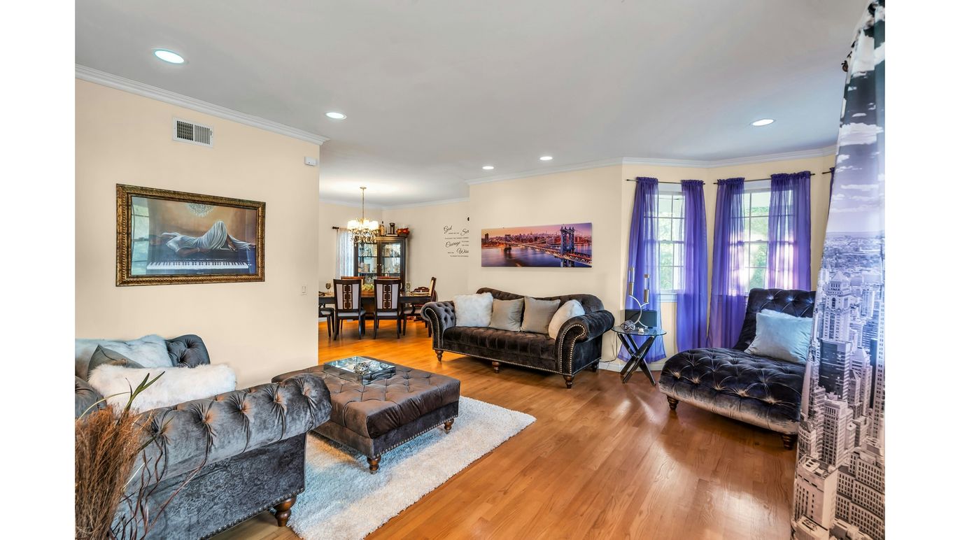 DE Listing image placeholder