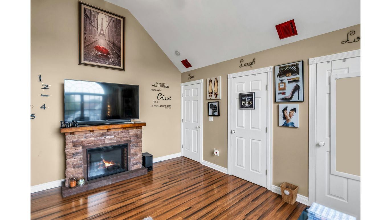 DE Listing image placeholder