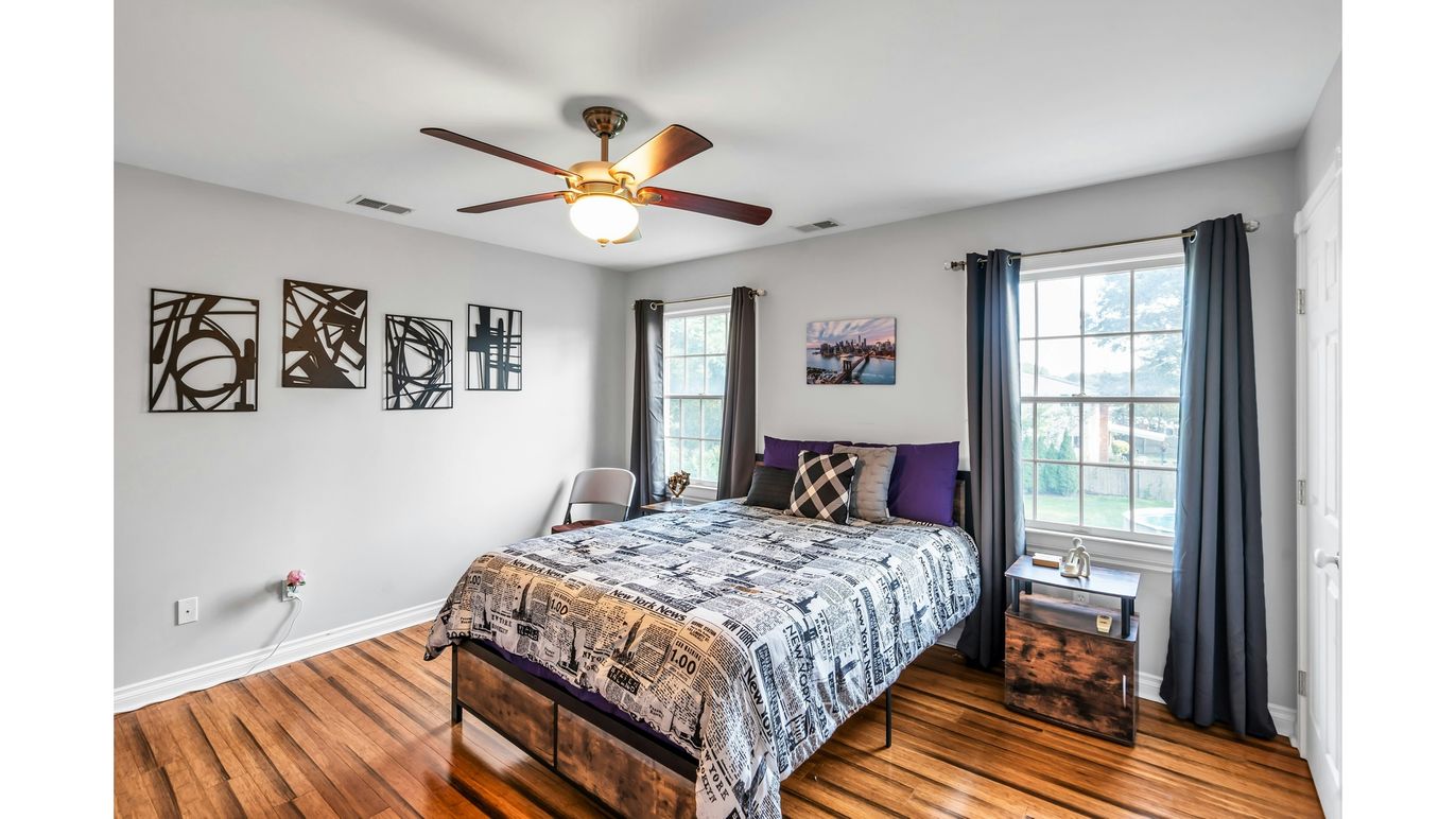 DE Listing image placeholder