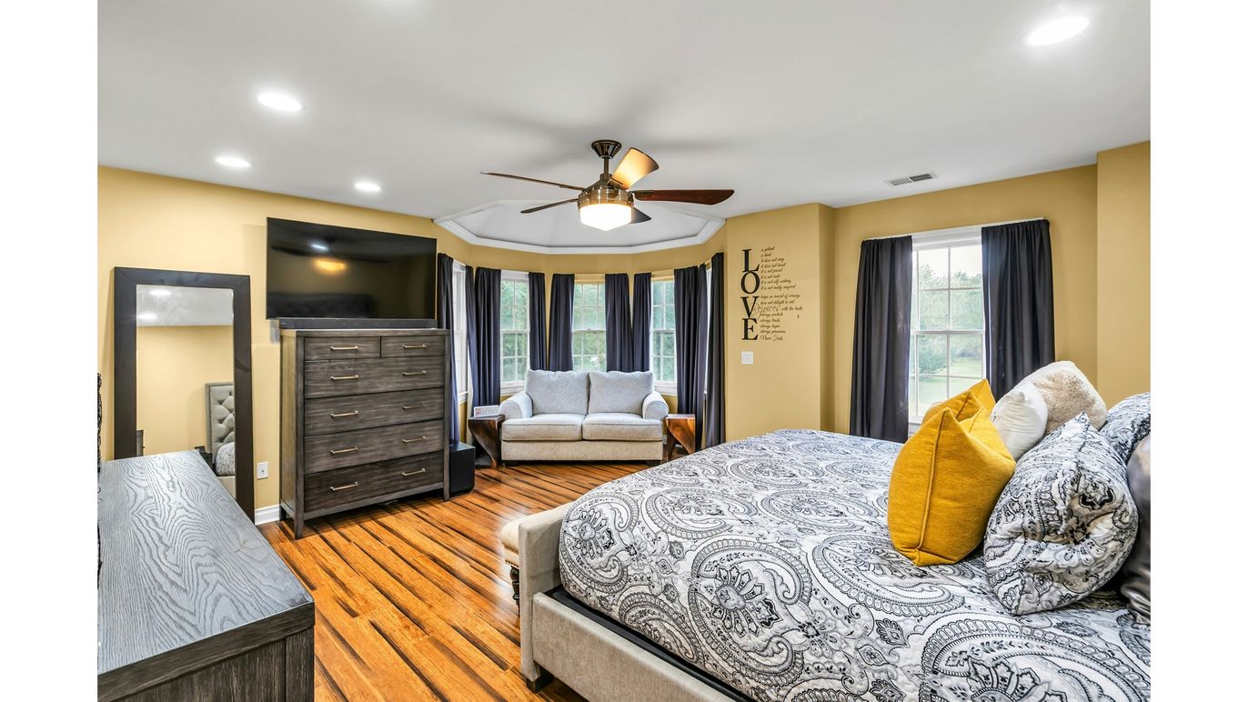 DE Listing image placeholder