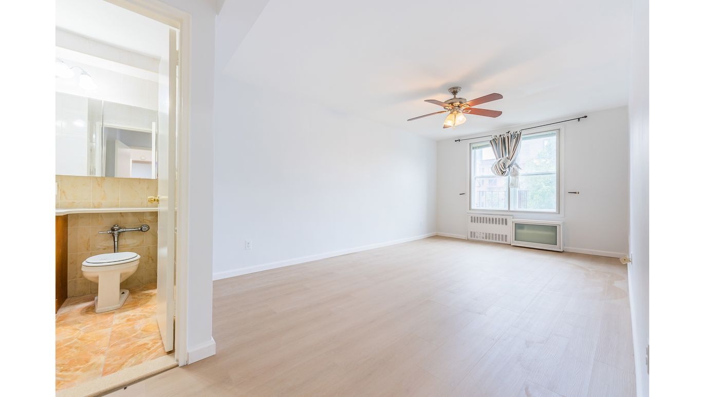 DE Listing image placeholder