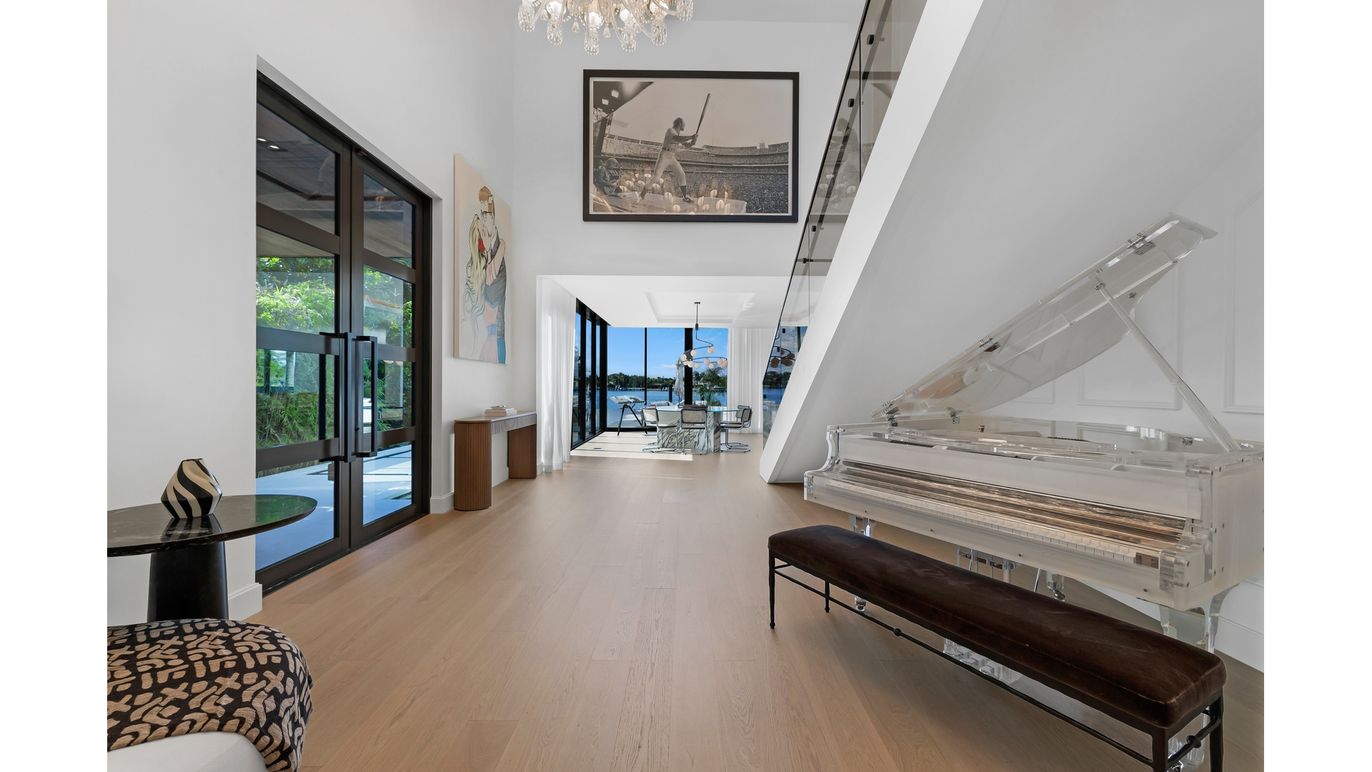 DE Listing image placeholder