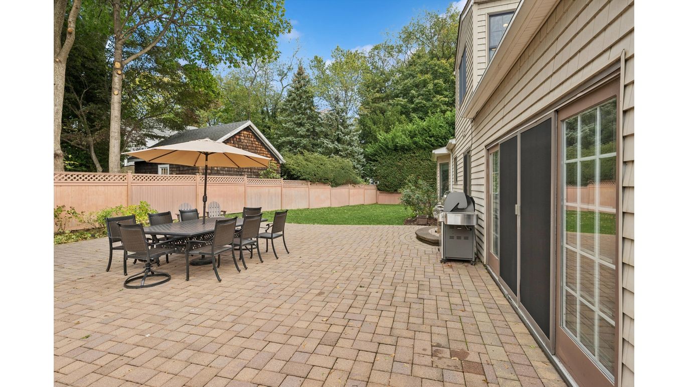 DE Listing image placeholder