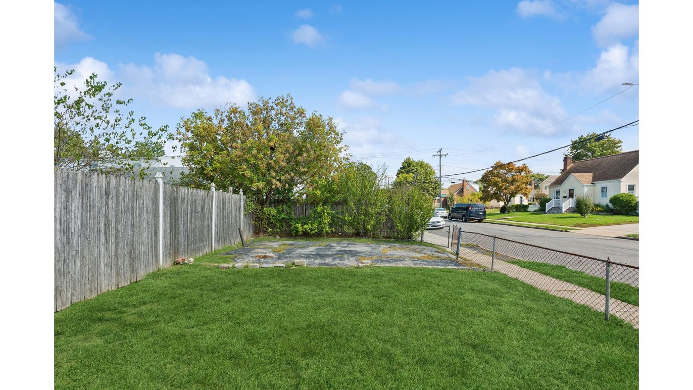 DE Listing image placeholder